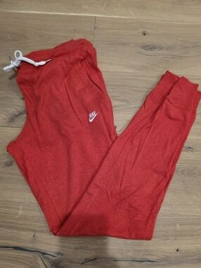 Nike Womens Red Jogger Sweatpants